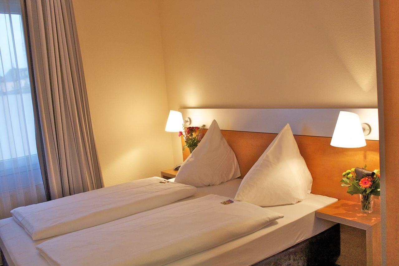 Senator Hotel Frankfurt am Main Luaran gambar