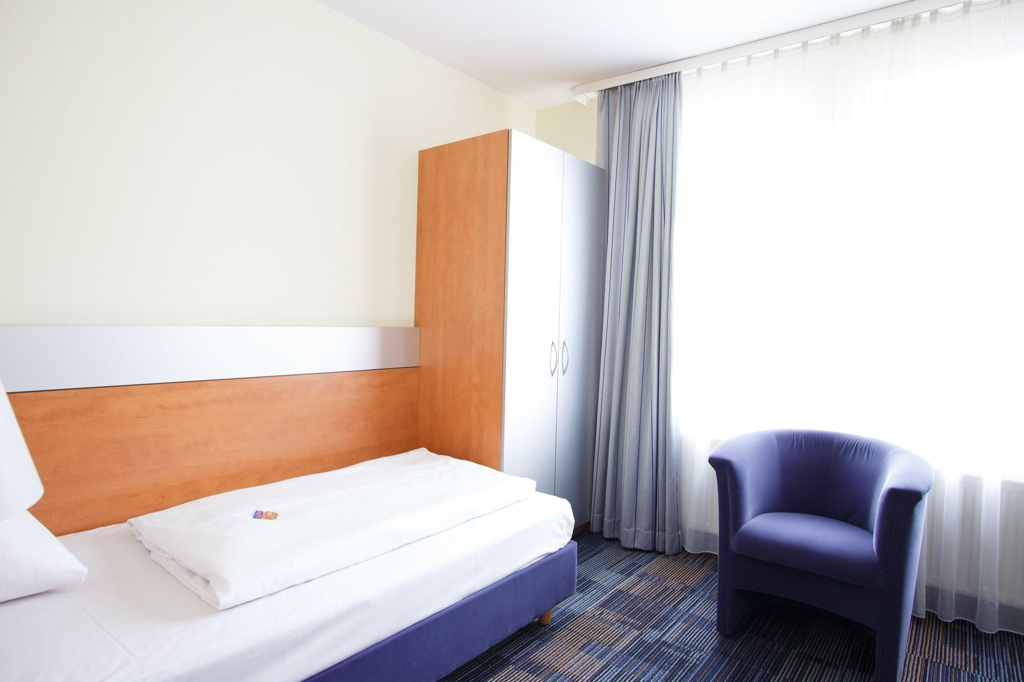 Senator Hotel Frankfurt am Main Luaran gambar