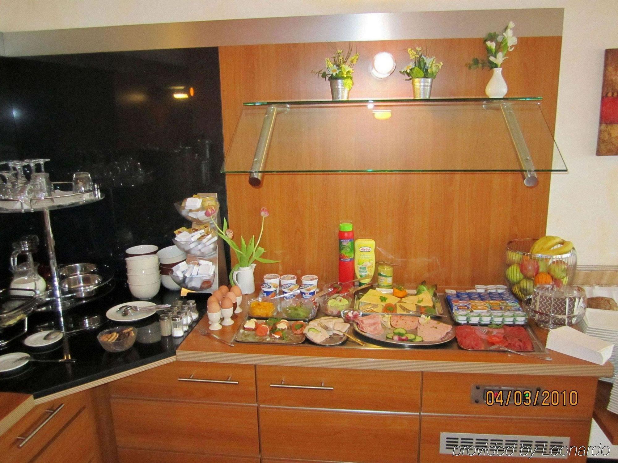 Senator Hotel Frankfurt am Main Restoran gambar