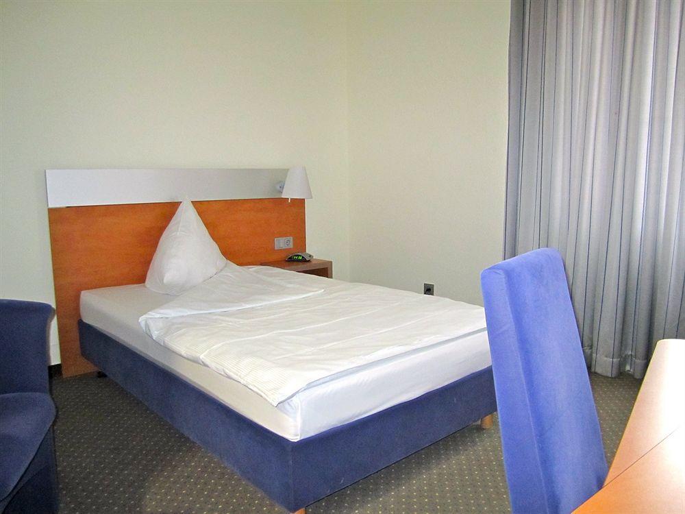 Senator Hotel Frankfurt am Main Luaran gambar
