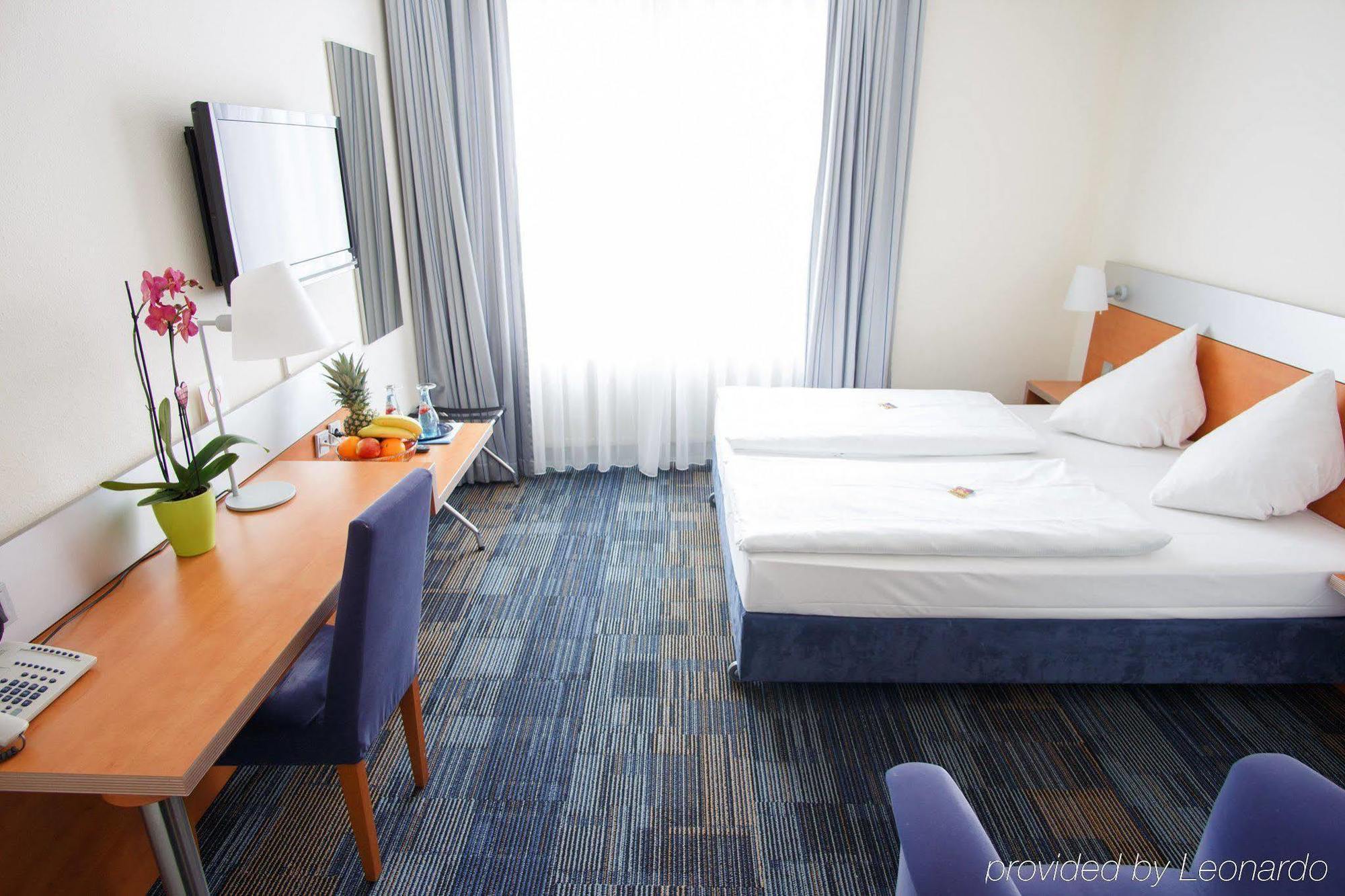Senator Hotel Frankfurt am Main Luaran gambar